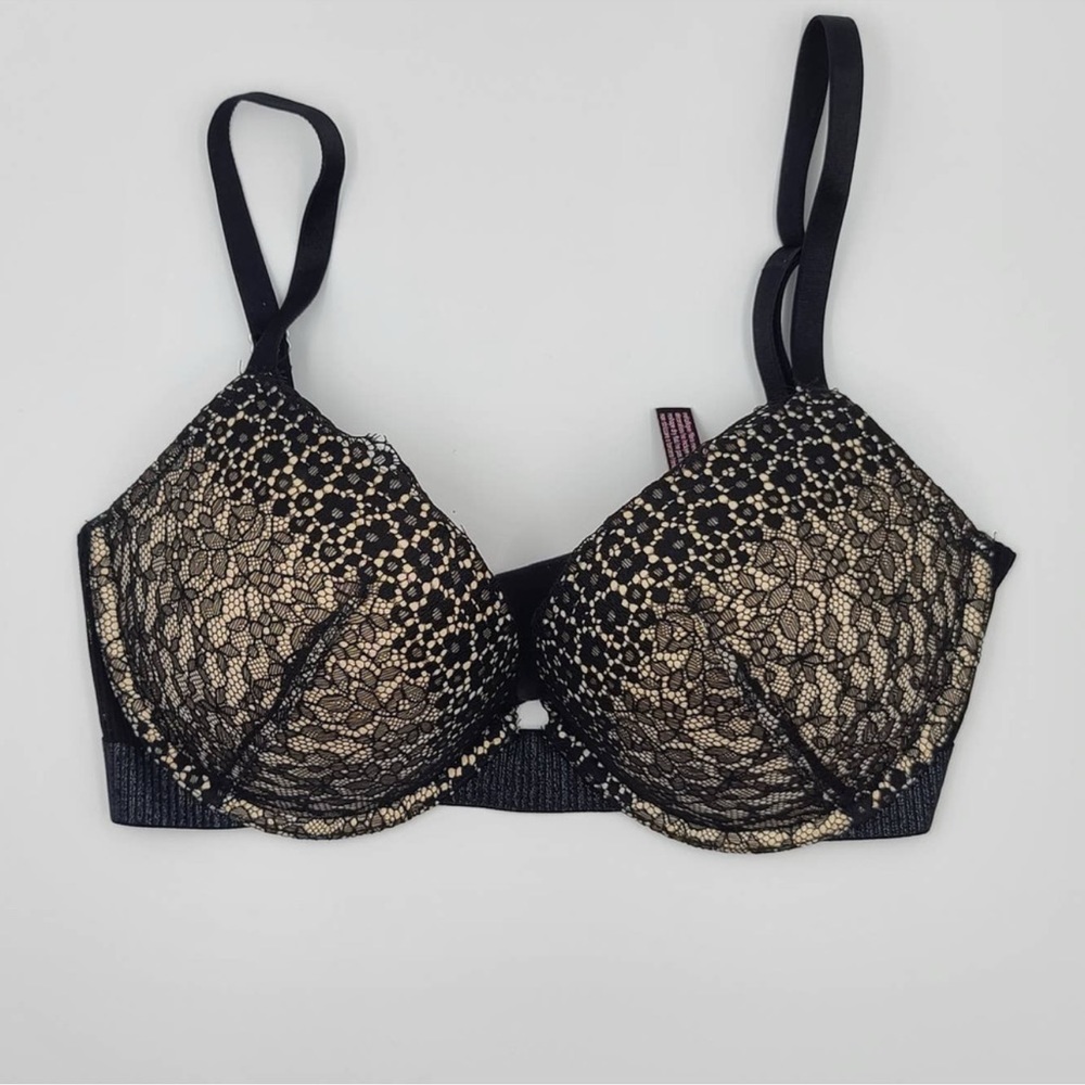 Victoria’s Secret Lace Push Up Bra